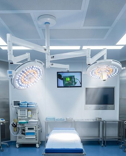 Triple Arm Double 48+48 LED Dome Surgical OT Light with Integrated Monitor : STRIVE PRO - Image 2